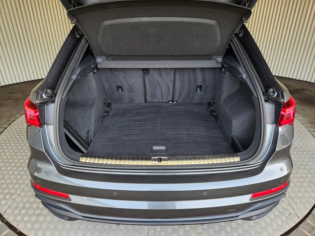 2019 AUDI Q3 - Photo 5