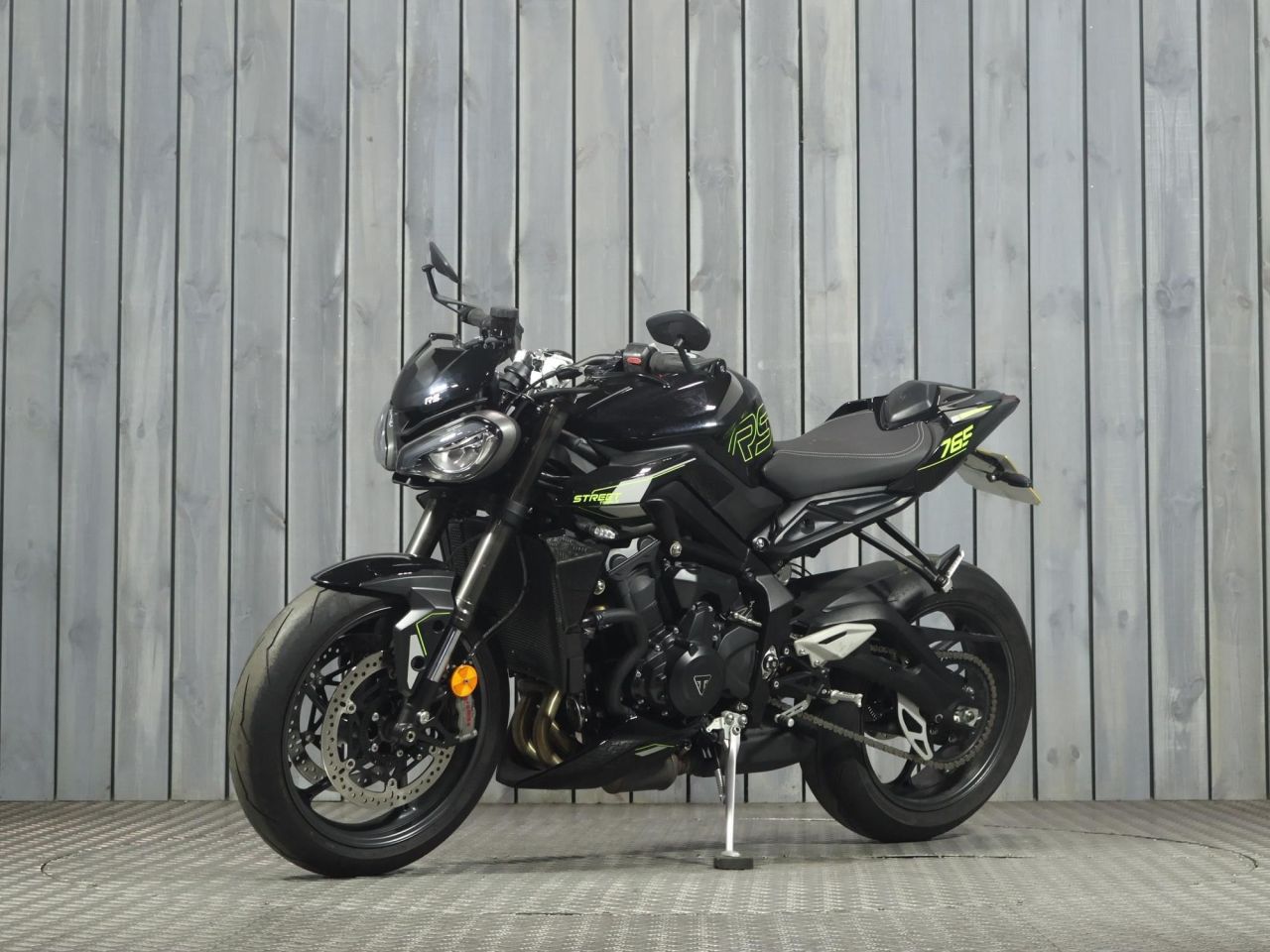 TRIUMPH STREET TRIPLE 765STREET TRIPLE 765