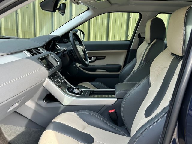 2015 Land Rover RANGE ROVER EVOQUE - Photo 2