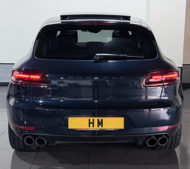 2018 PORSCHE MACAN - Photo 6