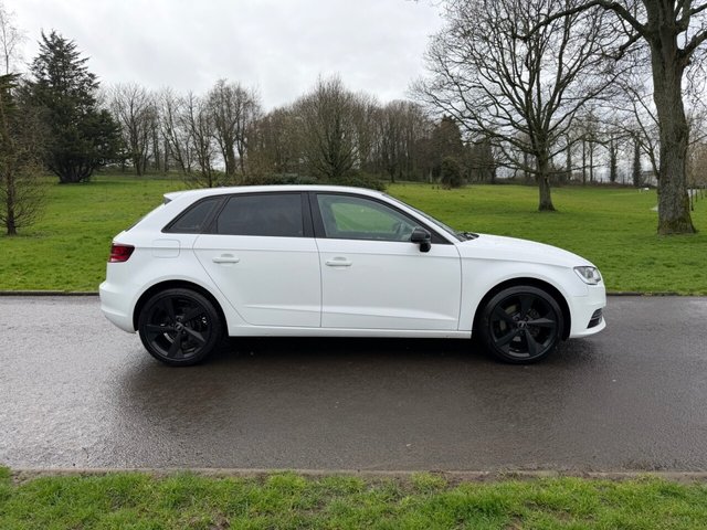 2016 AUDI A3 - Photo 9