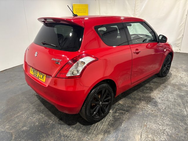 2017 SUZUKI SWIFT - Photo 7
