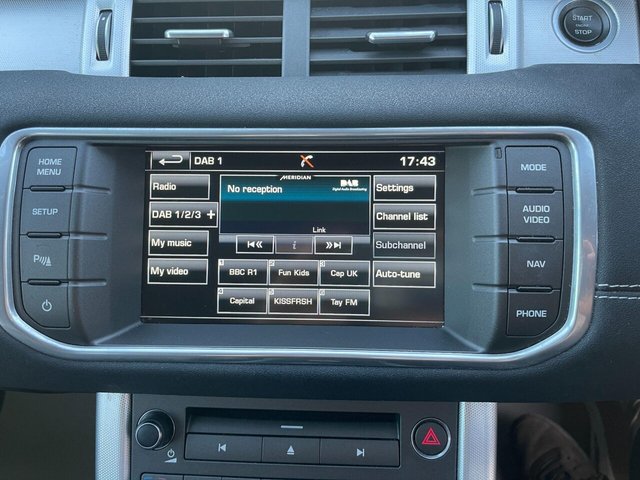 2015 Land Rover RANGE ROVER EVOQUE - Photo 11