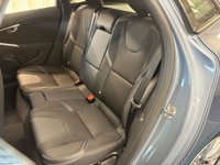 USED 2017 17 VOLVO V40 2.0 T3 Momentum Hatchback 5dr Petrol Manual Euro 6 (s/s) (152 ps)+2 KEYS+1 OWNER FROM NEW+ALLOYS+FSH 6 STAMPS+HALF LEATHER SEATS+USB+PARK CONTROL+BLUETOOTH+MEDIA+APPS+AUX+CLIMATE+ 2 KEYS+1 OWNER FROM NEW+ALLOYS+FSH 6 STAMPS+HALF LEATHER SEATS+USB+PARK CONTROL+BLUETOOTH+MEDIA+APPS+AUX+CLIMATE+HPI CLEAR