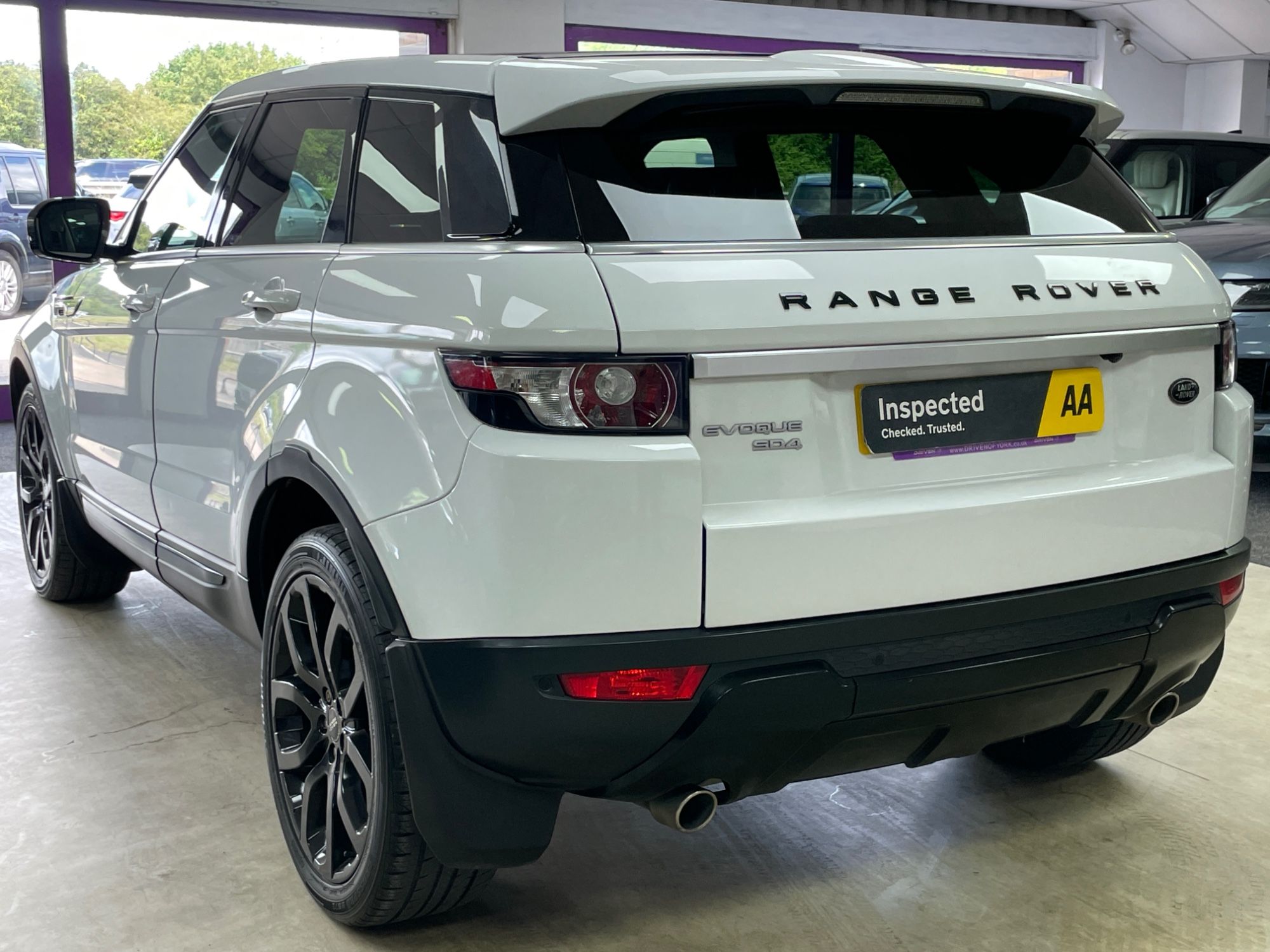 USED 2012 61 LAND ROVER RANGE ROVER EVOQUE 2.2 SD4 Prestige SUV 5dr Diesel Auto 4WD Euro 5 (190 ps) 