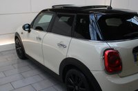 USED 2018 67 MINI HATCH 1.5 Cooper D Hatchback 5dr Diesel Manual Euro 6 (stop/start) (116 ps) [PAN ROOF] 