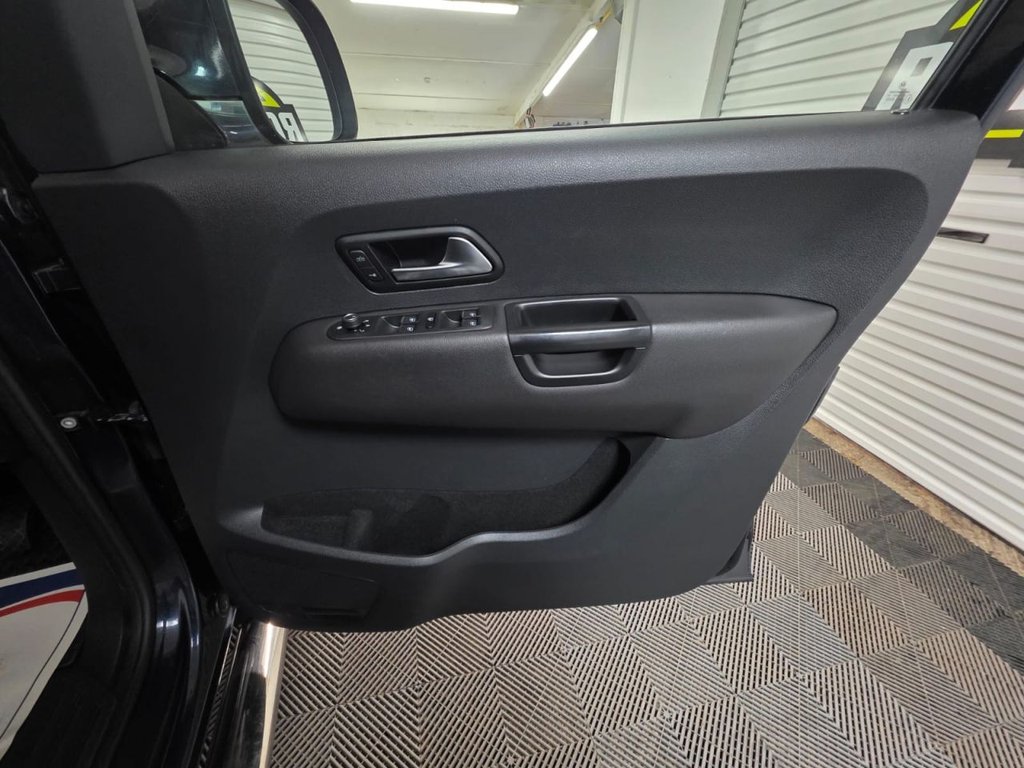USED 2019 69 VOLKSWAGEN AMAROK 3.0 TDI V6 BlueMotion Tech Highline Pickup Double Cab 4dr Diesel Auto 4Motion Euro 6 (s/s) (204 ps) SatNav - Sensors!