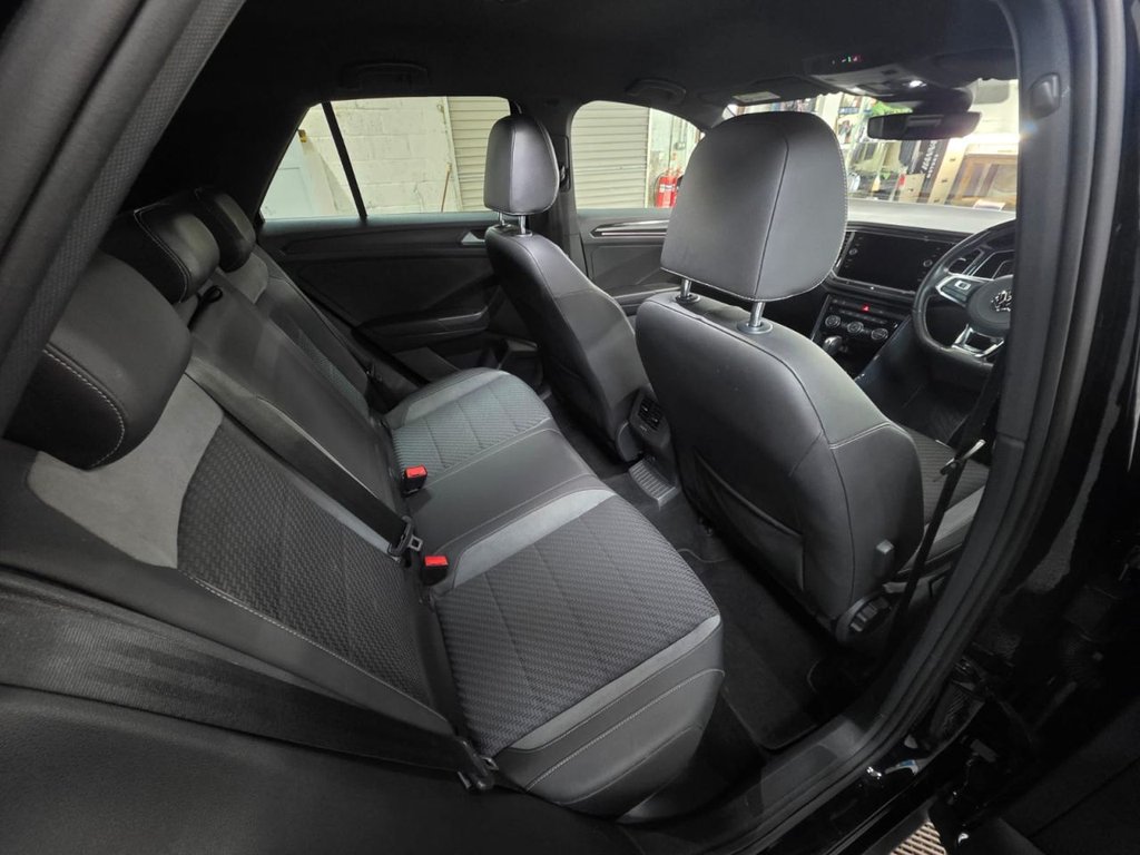 USED 2019 19 VOLKSWAGEN T-ROC 2.0 TDI R-Line SUV 5dr Diesel DSG Euro 6 (s/s) (150 ps) Bluetooth - SatNav - Sensors!