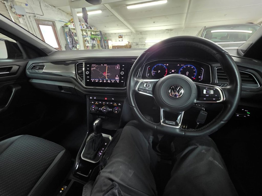 USED 2019 19 VOLKSWAGEN T-ROC 2.0 TDI R-Line SUV 5dr Diesel DSG Euro 6 (s/s) (150 ps) Bluetooth - SatNav - Sensors!