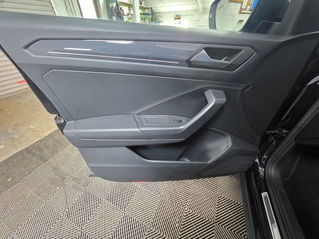 USED 2019 19 VOLKSWAGEN T-ROC 2.0 TDI R-Line SUV 5dr Diesel DSG Euro 6 (s/s) (150 ps) Bluetooth - SatNav - Sensors!