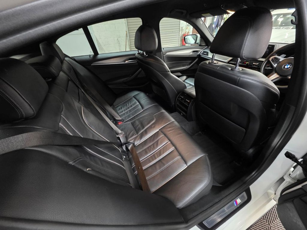 USED 2018 68 BMW 5 SERIES 2.0 520d M Sport Saloon 4dr Diesel Auto Euro 6 (s/s) (190 ps) SatNav - Sensors & Camera!