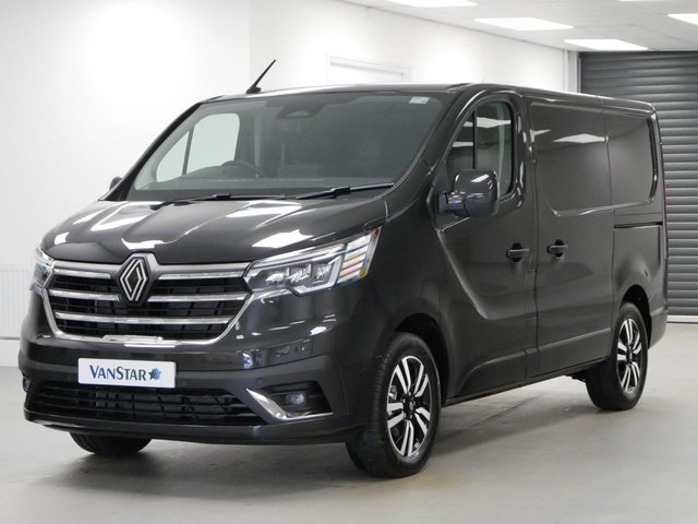 View our Renault Trafic SL30 2.0 BLUEDCI 150 BHP SWB EXTRA SPORT ( HIGH SPEC )