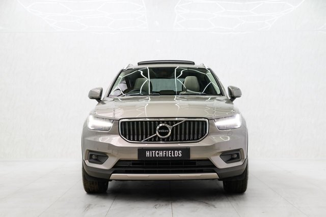 2020 VOLVO XC40 - Photo 4