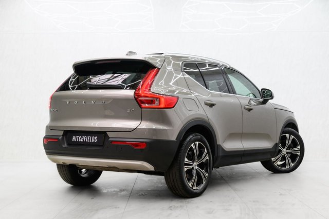 2020 VOLVO XC40 - Photo 10