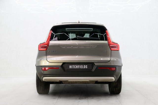 2020 VOLVO XC40 - Photo 11