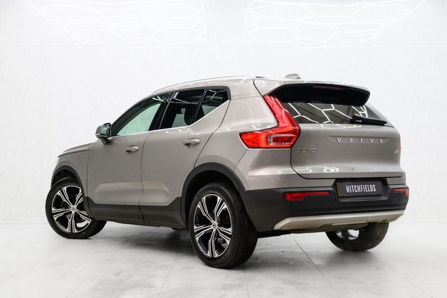 2020 VOLVO XC40 - Photo 12