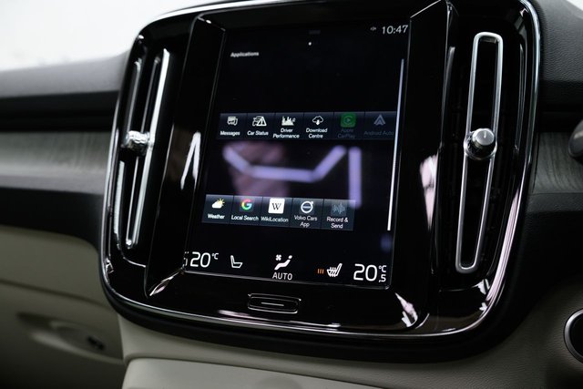 2020 VOLVO XC40 - Photo 7