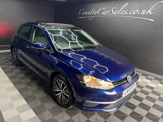 View our VOLKSWAGEN GOLF