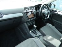 USED 2017 17 VOLKSWAGEN TIGUAN 2.0 TDI BlueMotion Tech SE Navigation SUV 5dr Diesel DSG 4Motion Euro 6 (s/s) (150 ps) REAR PARKING SENSORS PARK PILOT