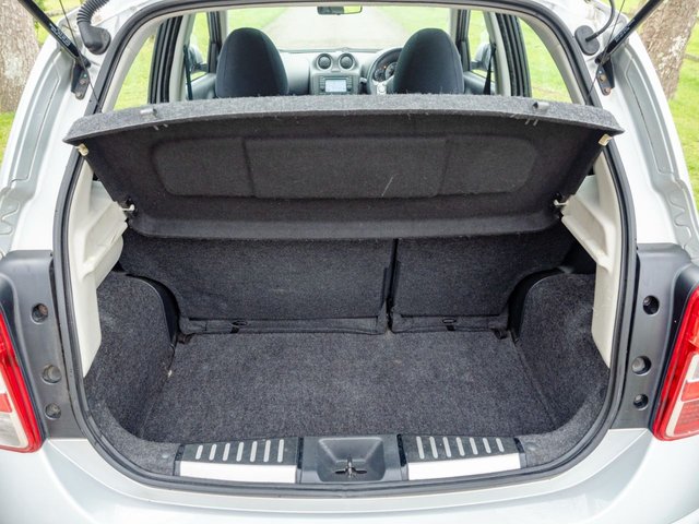 2011 NISSAN MICRA 1.2 12V Tekna Hatchback 5dr Petrol Manual Euro 5 (80 ps) - Photo 7