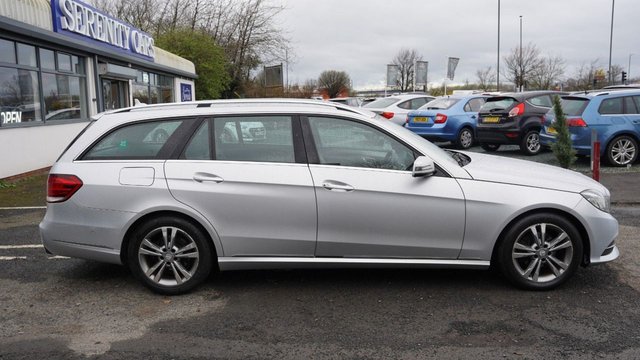 2014 Mercedes-Benz E-CLASS 2.1 E220 BlueTEC SE Estate 5dr Diesel G-Tronic+ Euro 6 (s/s) (177 ps) - Photo 7