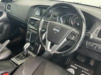 USED 2012 62 VOLVO V40 2.0 D3 SE Hatchback 5dr Diesel Geartronic Euro 5 (s/s) (150 ps) 