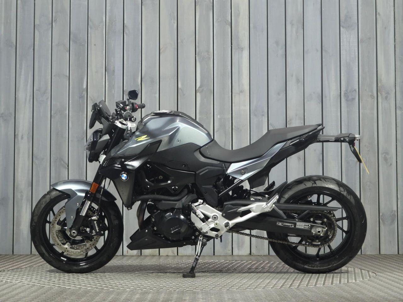BMW F 900 R