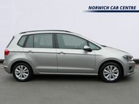 USED 2016 16 VOLKSWAGEN GOLF SV 1.4 TSI BlueMotion Tech SE MPV 5dr Petrol DSG Euro 6 (s/s) (125 ps) DAB RADIO LOW MILES ROOF RAILS