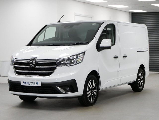 View our Renault Trafic SL30 2.0 BLUEDCI 150 BHP SWB EXTRA SPORT EDITION