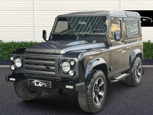 View our LAND ROVER DEFENDER 90