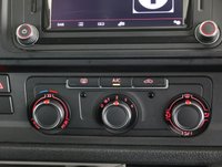 USED 2019 19 VOLKSWAGEN TRANSPORTER 2.0 TDI T32 BlueMotion Tech Highline Kombi Double Cab 5dr Diesel Manual FWD SWB Euro 6 (s/s) (150 ps) *RECENT SERVICE/INC. NEW CAM BELT*