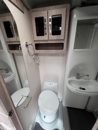 USED 2022 22 AUTO-SLEEPERS NUEVO EK BLUEHDI 335 L1 TL C/C 2 BERTH/2 BELT/LOW MILEAGE