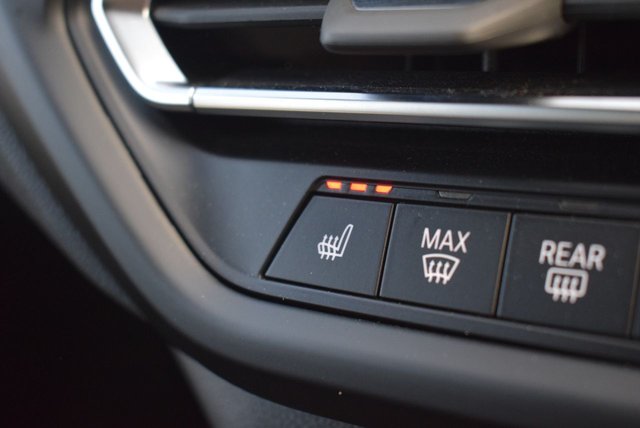 2024 BMW 1 SERIES - Photo 3