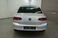 USED 2020 VOLKSWAGEN PASSAT 1.5 TSI EVO SE Nav Saloon 4dr Petrol Manual Euro 6 (s/s) (150 ps) Reflex Silver Metallic, Vienna Leather, VW History