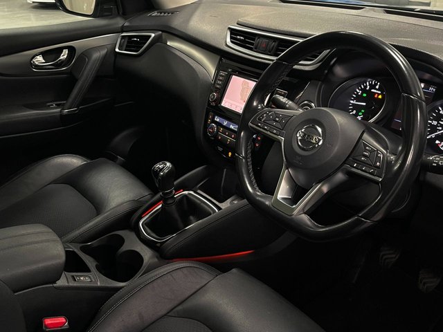 View our NISSAN QASHQAI