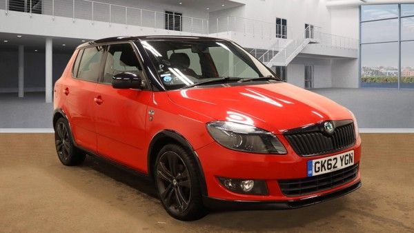 2012 SKODA FABIA - Photo 1