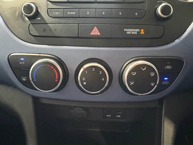 2015 HYUNDAI I10 - Photo 11