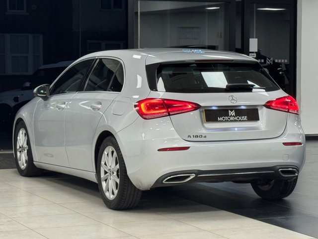 2019 Mercedes-Benz A-CLASS - Photo 2