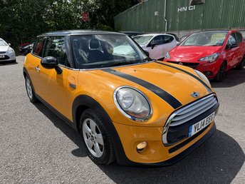 2014 MINI HATCH