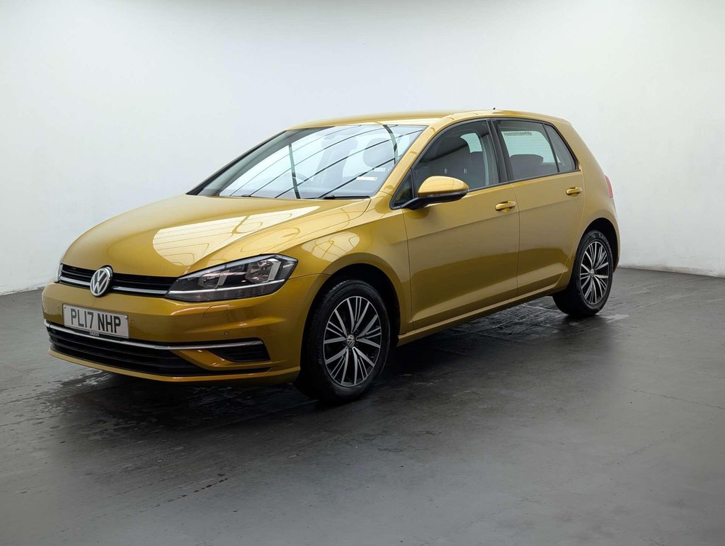Used 2017 17 VOLKSWAGEN GOLF 1.4 Golf SE Nav TSi BlueMotion Technology Semi-Auto 5dr CLICK & COLLECT/ HOME DELIVERY