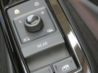 USED 2022 72 VOLKSWAGEN ID.4 Pure 52kWh Life SUV 5dr Electric Auto (148 ps) SAT NAV PART LEATHER INTERIOR HEATED SEATS REAR VIEW CAMERA CRUISE CONTROL PARKING SENSORS 1 OWNER SERVICE HSITORY WARRANTY