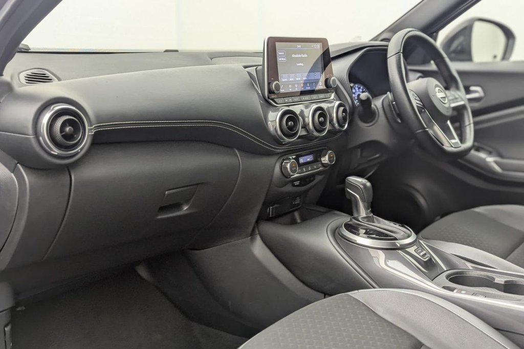 USED 2023 23 NISSAN JUKE 1.0 DIG-T N-Connecta SUV 5dr Petrol DCT Auto Euro 6 (s/s) (114 ps) Car Play, Rear Camera, Sat Nav