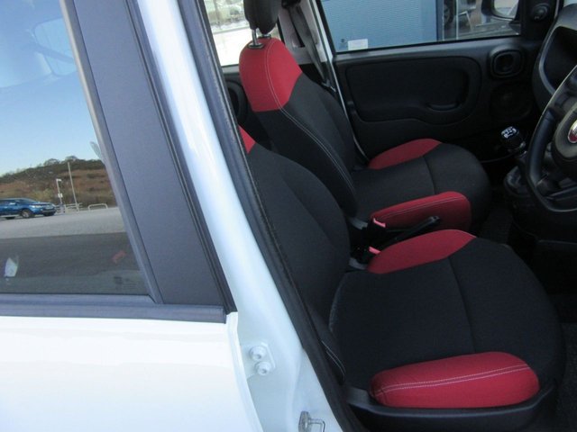 2019 FIAT PANDA - Photo 5