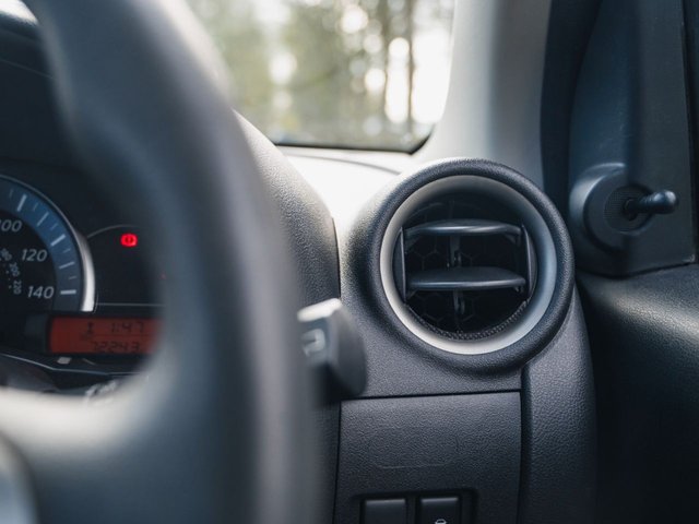 2016 NISSAN MICRA 1.2 Vibe Hatchback 5dr Petrol Manual Euro 6 (80 ps) - Photo 8