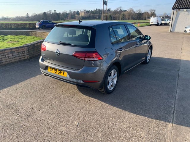 2019 VOLKSWAGEN GOLF - Photo 5