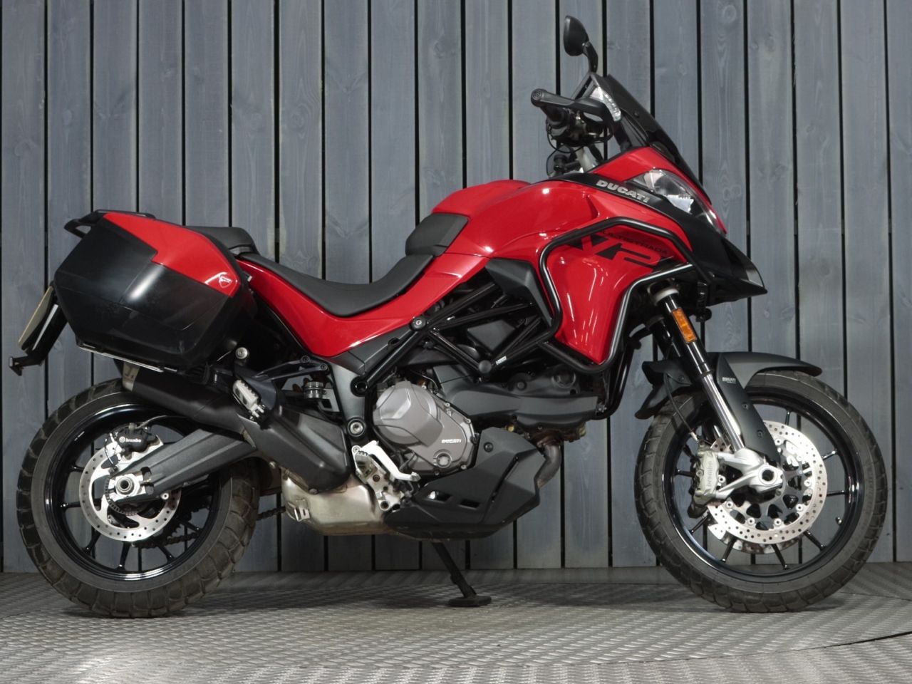 DUCATI MULTISTRADA V2