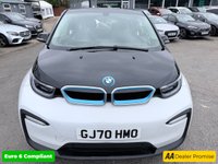 USED 2020 70 BMW I3 White 42.2kWh electric hatchback, 25,450 miles, Automatic, 19in alloys, CarPlay/Android Auto, Sat nav, Rear camera, Heated seats, DAB, A/C. This 2020 BMW i3 presents an exceptional ownership proposition, having been meticulously maintained by a single owner and boasting remarkably low mileage for its age at just 25,450 miles. As a fully electric vehicle, it offers an impressive battery total capacity of 42 kWh, providing a maximum range of 190 miles when new. Charging is convenient, with a full charge at home using a 7kW charger taking approximately 5 hours and 15 minutes, while rapid public charging can replenish the battery from e
