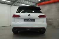 USED 2023 72 VOLKSWAGEN TOUAREG 3.0 TDI V6 R-Line SUV 5dr Diesel Tiptronic 4Motion Euro 6 (s/s) (286 ps) Vinenna White / Leather, VW Service History