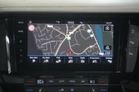 USED 2023 72 VOLKSWAGEN TOUAREG 3.0 TDI V6 R-Line SUV 5dr Diesel Tiptronic 4Motion Euro 6 (s/s) (286 ps) Vinenna White / Leather, VW Service History