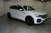 USED 2023 72 VOLKSWAGEN TOUAREG 3.0 TDI V6 R-Line SUV 5dr Diesel Tiptronic 4Motion Euro 6 (s/s) (286 ps) Vinenna White / Leather, VW Service History